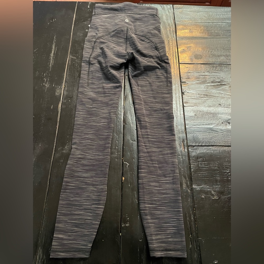 Lululemon Workout Set - Picture 6 of 8